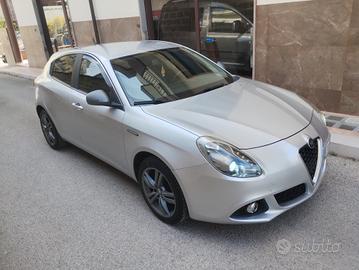 Alfa Romeo Giulietta 1.6 JTDm-2 105 CV Distinctive