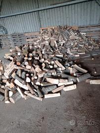 legna da ardere per stufa e camino consegna a domi