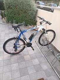 Bicicletta Mountain bike Atala