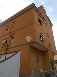4 LOCALI A ROMA