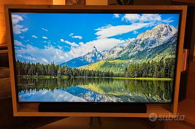 Mobile TV girevole 360° , realizzato su misura