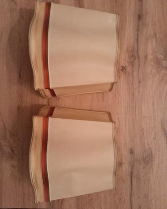 Coppia di applique con veletta