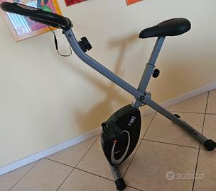 cyclette pieghevole 