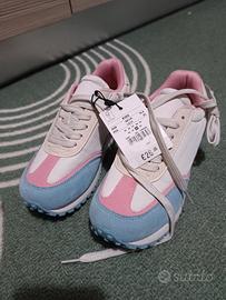 Scarpe da ginnastica bambina N.32 nuove