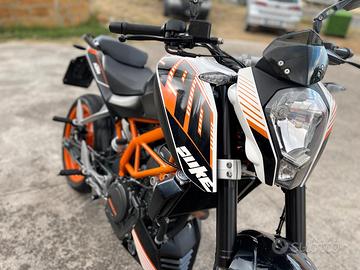 KTM 390 Duke - 2014 SuperPromo