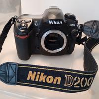 Nikon D200 -solo 9700 scatti