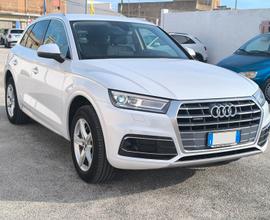 Audi Q5 40 TDI quattro Stronic Business Sport 2020