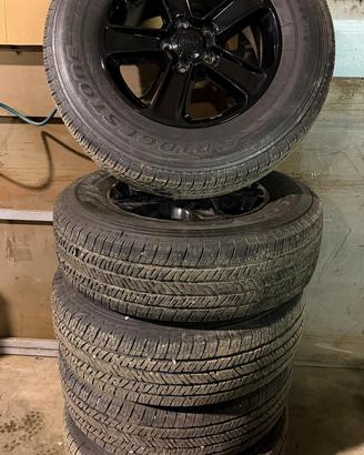 Cerchi e Gomme 255/70/R18
