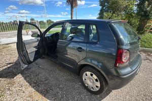 polo 1.4   tre cilindri  molto lavori fatti
