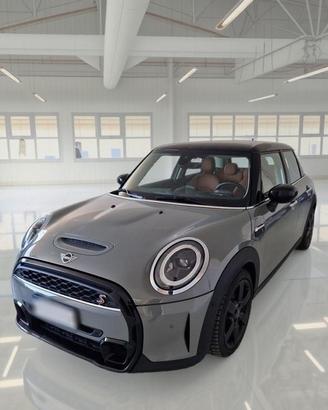 MINI COOPER S CLASSIC 5 PORTE BERLINA