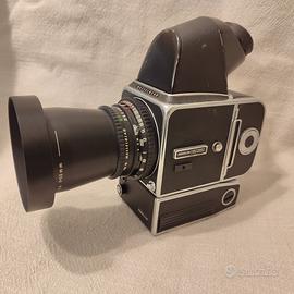 Hasselblad 500EL/M completamente accessoriata