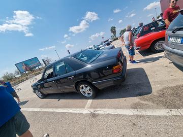 Mercedes 200e 1987 epoca
