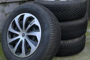 Gomme+cerchi qahsqai 2012 (J10) 215 65 R16 80%