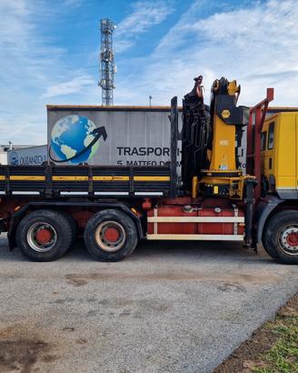 IVECO EUROTRAKKER 6X4 RIBALTABILE GRU VERRICELLO