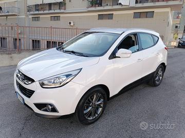 Hyundai iX35 1.7 CRDi 2WD Xpossible 2014