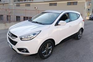Hyundai iX35 1.7 CRDi 2WD Xpossible 2014
