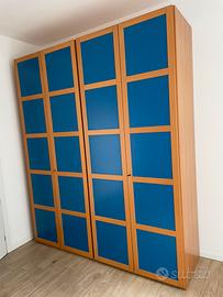 Armadio in legno
