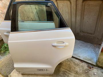 Portiera post. sx audi q3 2015