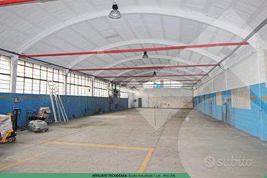 CAPANNONE A SETTIMO MILANESE