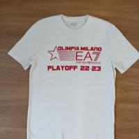 Maglia bianca in Emporio Armani. T-S