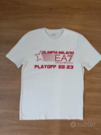 Maglia bianca in Emporio Armani. T-S