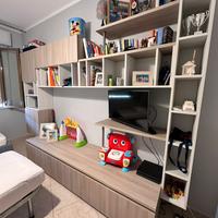 Parete attrezzata marca ‘’Veneta Cucine’’