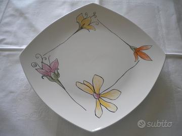 PIASTRA PRESENTAZIONE LUMINARC-DECORATA CON FIORI.