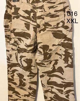 016  Pantalone con tasconi XXL