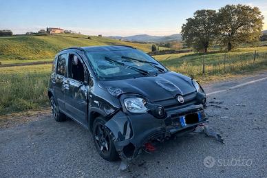 Panda 1.0 Mild-Hybrid Cross