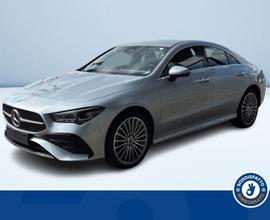 Mercedes-Benz CLA 250 E PLUG-IN HYBRID AMG Li...
