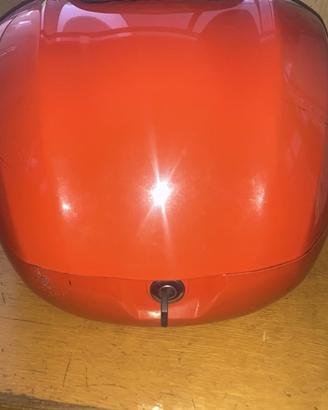 Bauletto piaggio vespa primavera /gts usato