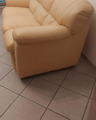  letto,tavolini,divano