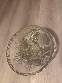 Ciotola in vetro con fiori