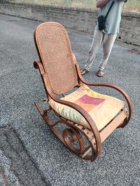 Sedia a dondolo vintage