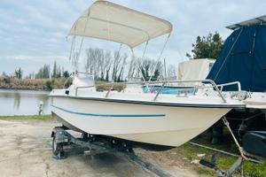 Barca Pecon fisherman motore johnson