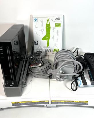 Wii Nera Con Wii Fit Completa.