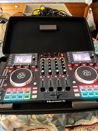 NUMARK NVII +FLIGHT CASE - 4 CANALI
