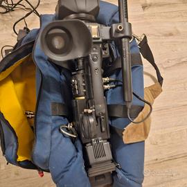 Telecamera JVC GY-HM100 ProHD con Accessori 250 eu