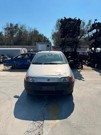 RICAMBI AUTO FIAT PUNTO 1997