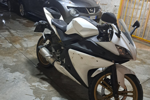 Yamaha yzf r125