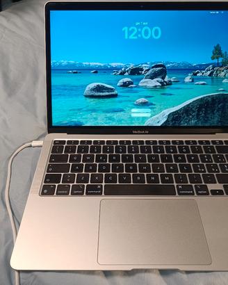 MacBook Air M1