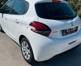 Peugeot 208 PureTech 82 5 porte Active