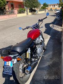 Royal Enfield Interceptor - 2023