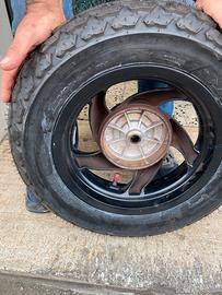 Ruote complete Typhoon