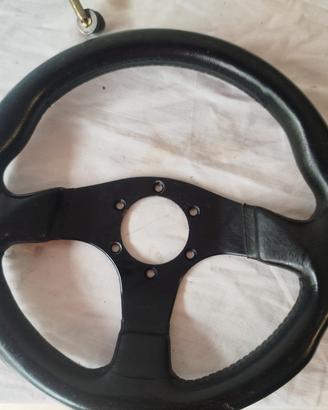 volante Momo d30 3 razze anni 80