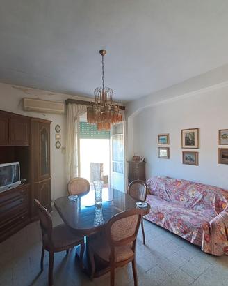 GUALTIERI - SICAMINO' luminoso 4 vani con terreno