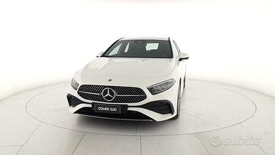 MERCEDES Classe A - W177 2023 - A 180 d AMG U29963
