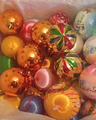 albero di Natale con palline 