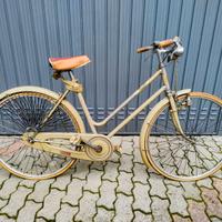 Bici d'epoca Ganna da donna
