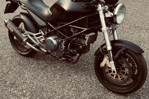 Ducati Monster 750